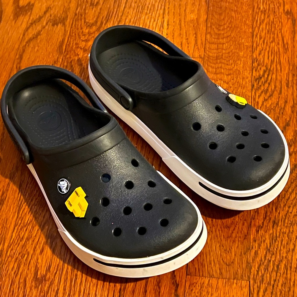 Crocs